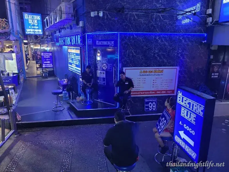 Store profile photo for Club Electric Blue Men Club