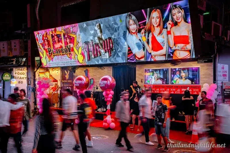 Pin-Up A GO GO บางละมุง
