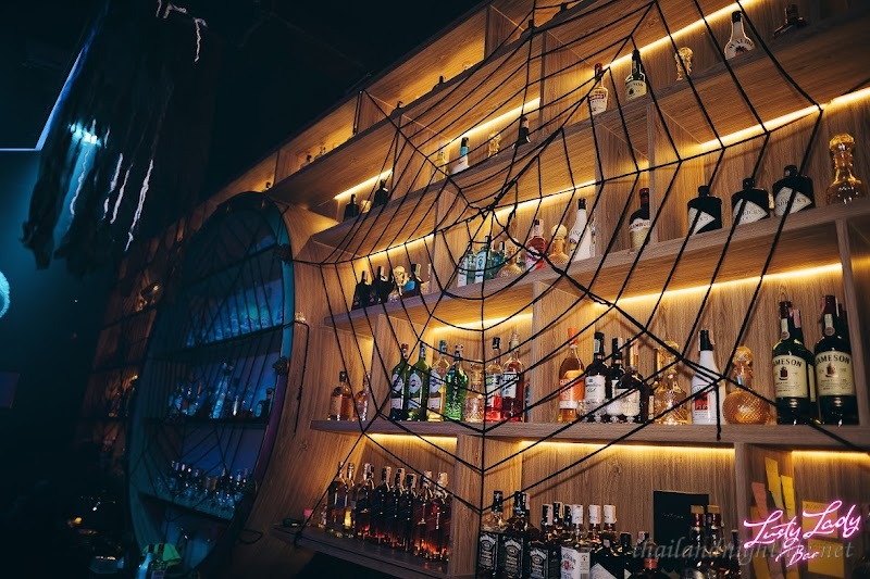 ภาพปกของร้านค้า Lusty Lady Bar บาร์โฮส