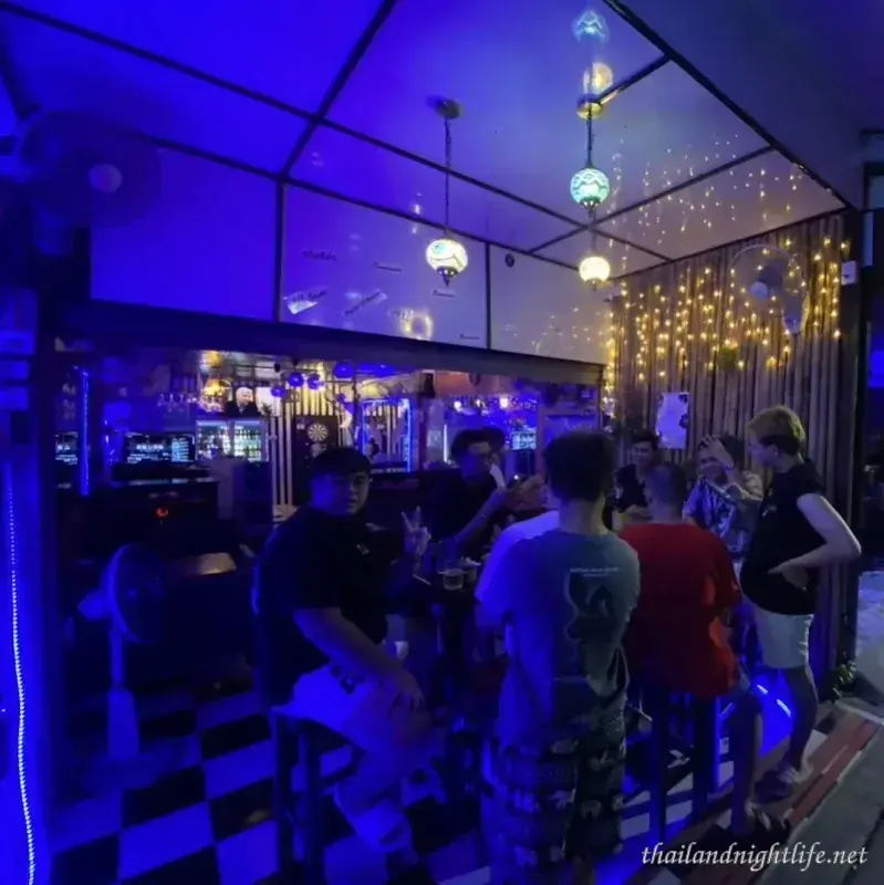 ภาพปกของร้านค้า 2gether Bar บาร์โฮส