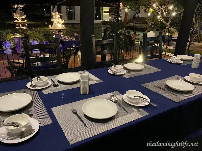 รูปโปรไฟล์ของร้านค้า Bua Luang Restaurant ผับ