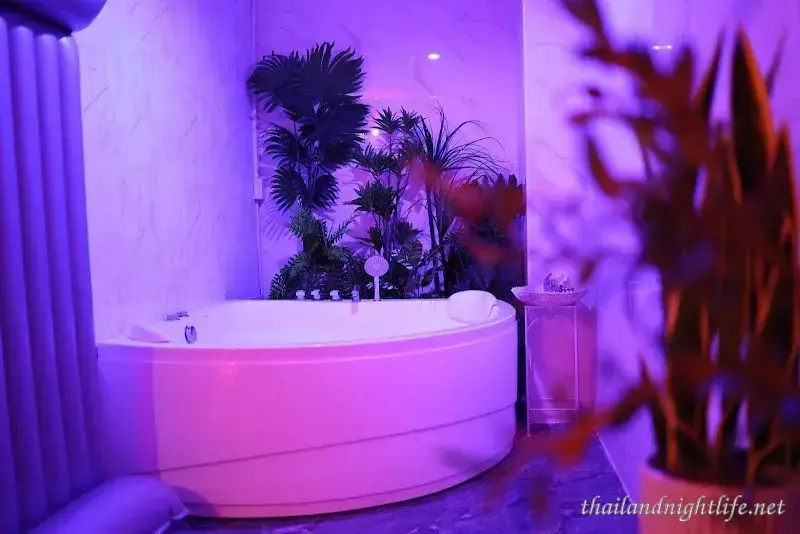 Store cover for Airi Nuru Exclusive Spa Massage
