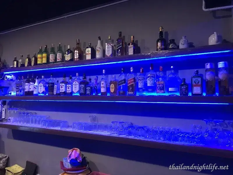 รูปโปรไฟล์ของร้านค้า LET'S GO BAR Good street กระปู๋คลับ