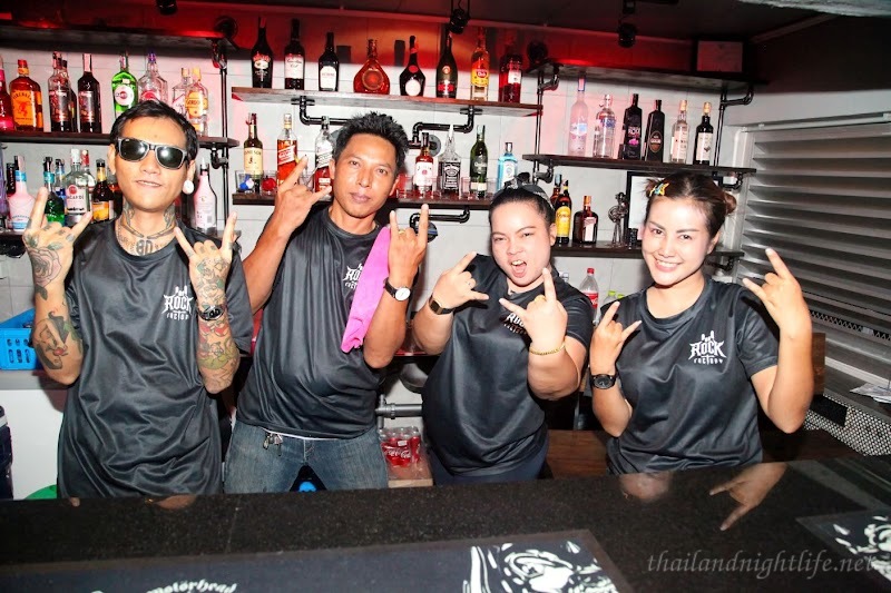 ภาพปกของร้านค้า The Factory ร้านเหล้า