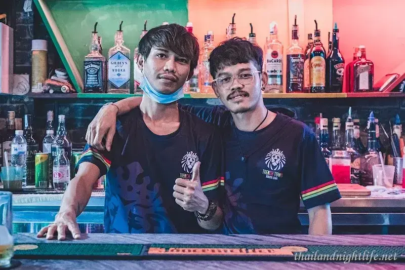 ภาพปกของร้านค้า Trench Town Rasta Bar - Soi Buakhao ร้านเหล้า