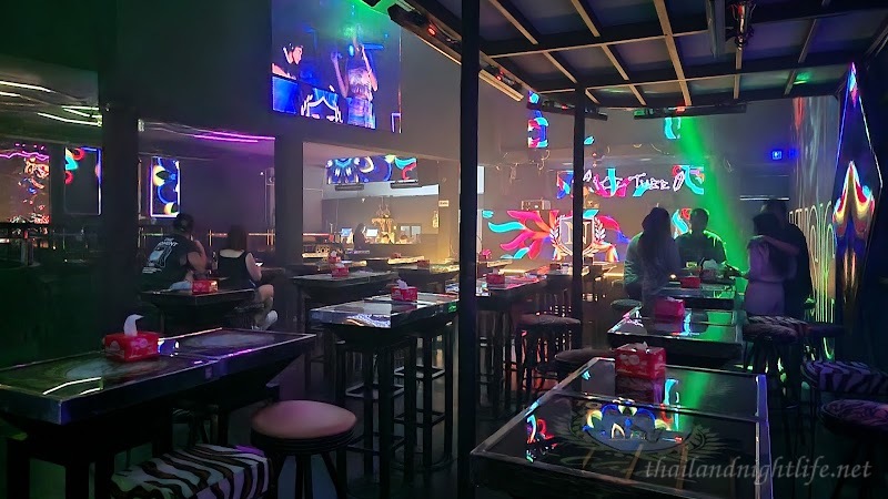 Store cover for N Club Pub