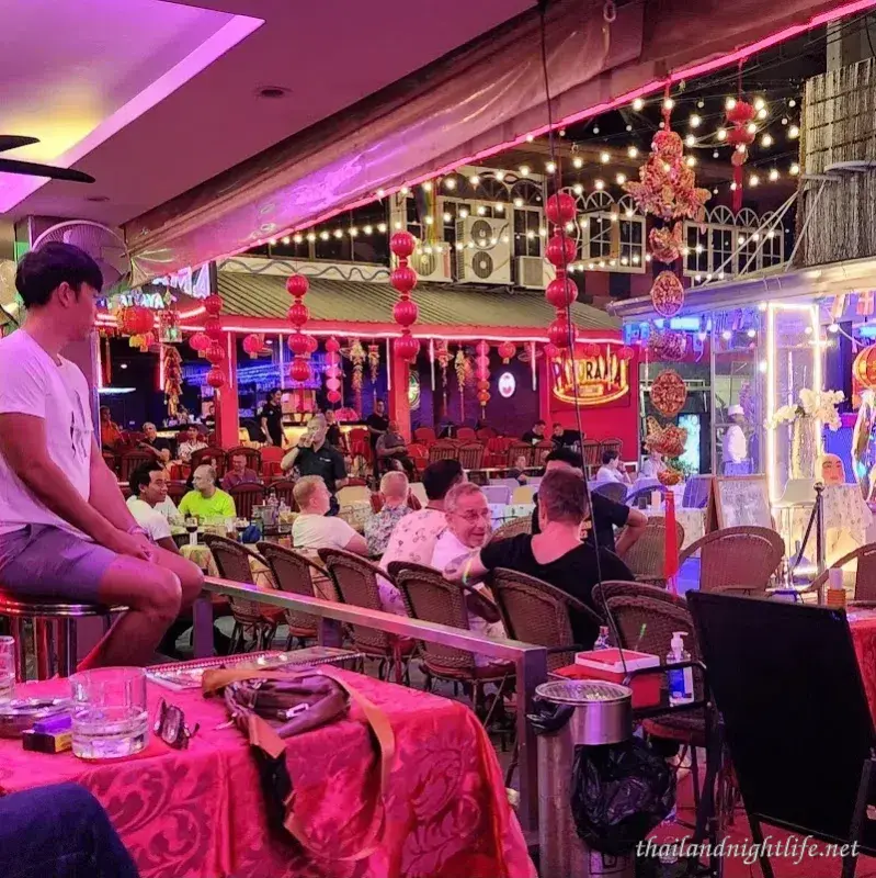 ภาพปกของร้านค้า Castro Show Bar ผับ